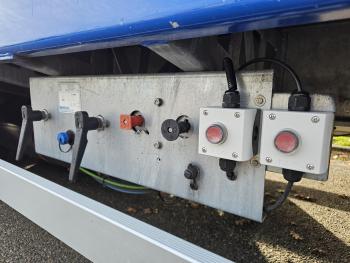 A4 KR 44 / 4 AXLE 32.000 KG / OPRIJ - MACHINE TRANSPORT